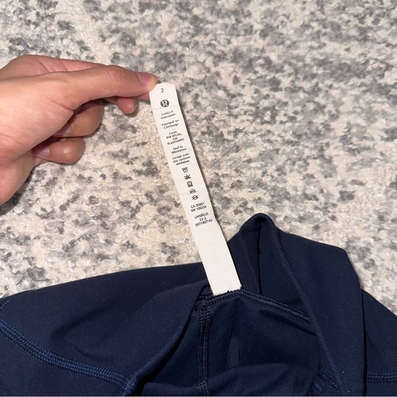 LULULEMON Align High Rise Crop 23” True Navy - Picture 4 of 5